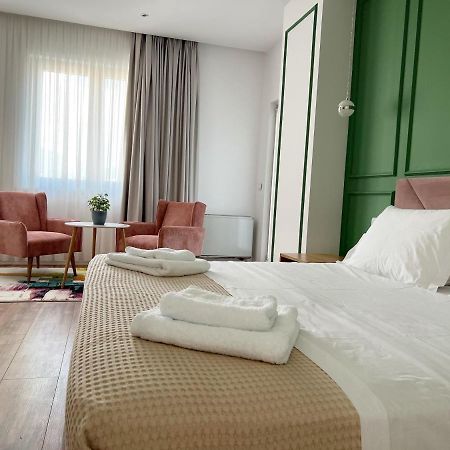 Ginger Home Tirana Bagian luar foto
